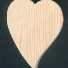 Massief houten hart 6 x 7,5 cm schuine vorm met of zonder ophanghaak, handgemaakt