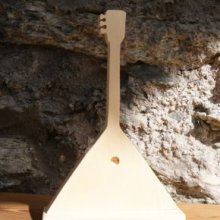 balalalika op voet, tafeldecoratie thema muziek, handgemaakt