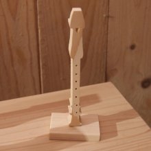 Massief houten blokfluit ht 20 cm handgemaakt interieur decoratie muziek cadeau fluitist