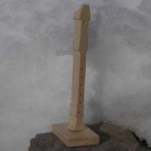 blokfluit gemonteerd op een voet voor bruiloft muziek decoratie, handgemaakt hout