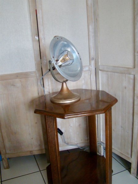 Oude CALORS verwarmingslamp 