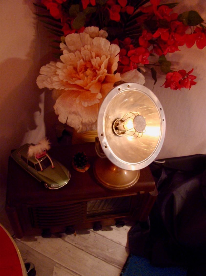 Oude CALORS verwarmingslamp 