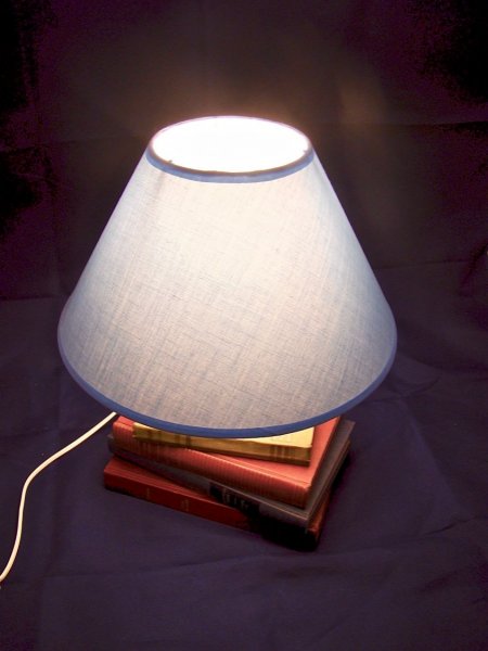 Oude boekenlamp, blauw 