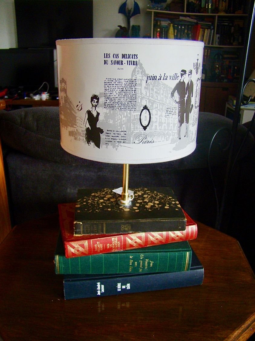 Antieke boekenlamp, Parijs