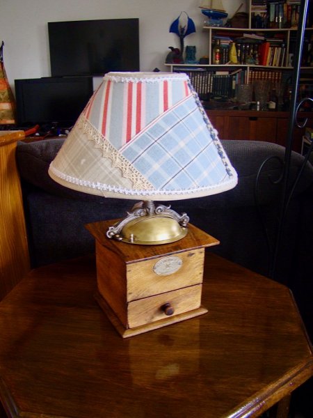 Landelijke koffiemolen lamp
