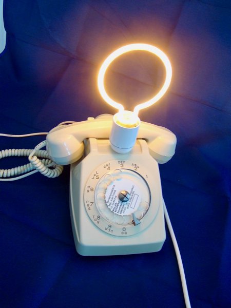 Dingo telefoonlamp, wit neon!