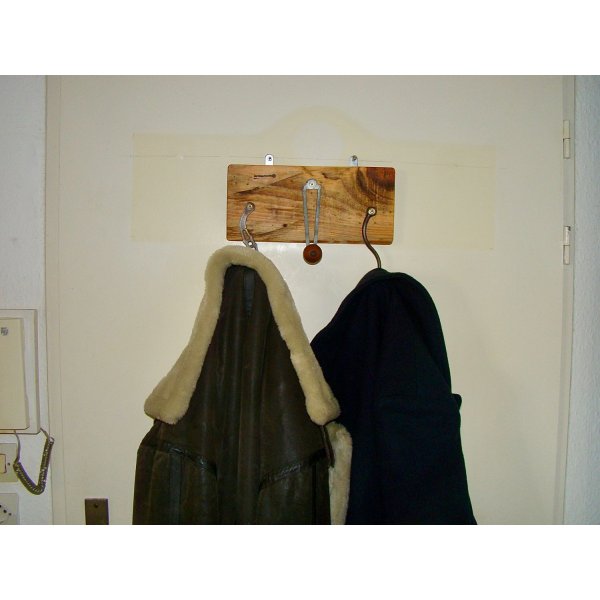 Kleine gerecycleerde kapstok