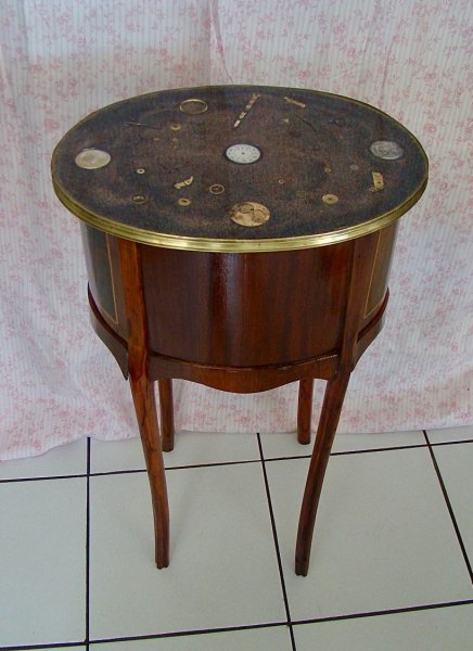 Tempus Fugit kleine ladekast 