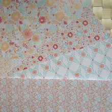 Présentoir,  porte cartes de visite, étui fleurs printemps multicolore, bleu, rose, beige