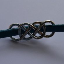 Zilveren dubbele oneindigheidsverdeler