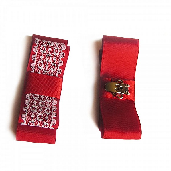 clips schoenen bruiloft accessoire boog satijn anijs en witte kant natuur thema