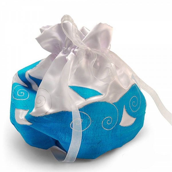 clips trouwschoenen wit satijnen strik en blauw kant turquoise accessoire ceremonie avond chic