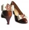 clips schoenen satijn boog ivoor bruid en zijde bloem chocolade bruiloft