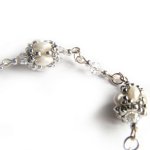 swarovski kristallen armband met witte parel en zilveren geweven glaskralen