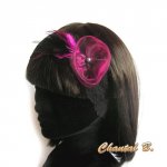 Zwarte kanten hoofdband met organza bloem en fuchsia veren handgemaakte bruiloft hoofdband
