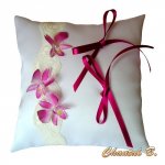 trouwringkussen ORCHIDEE van roze zijde romantisch kant exotisch thema 