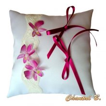 trouwringkussen ORCHIDEE van roze zijde romantisch kant exotisch thema 