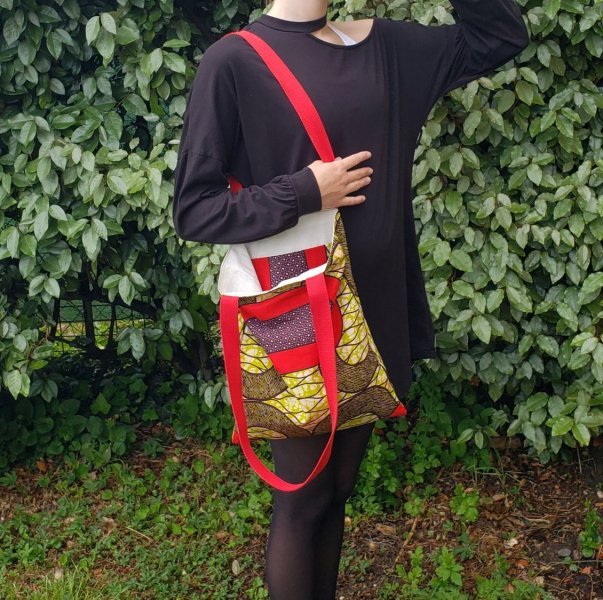 Sac &agrave; bandouli&egrave;re en coton wax