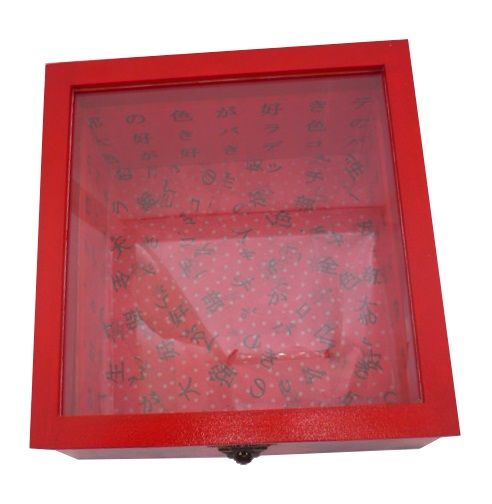 Schuine houten kist met glazen deksel. Model : rode draak