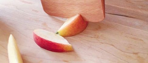 Beukenhouten mes en snijplank voor kinderen