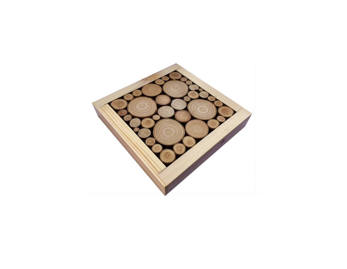 Tafelmat in laurier / hazelnoot houtblokken, omkeerbaar in een kopje met jacquard hart decoratie