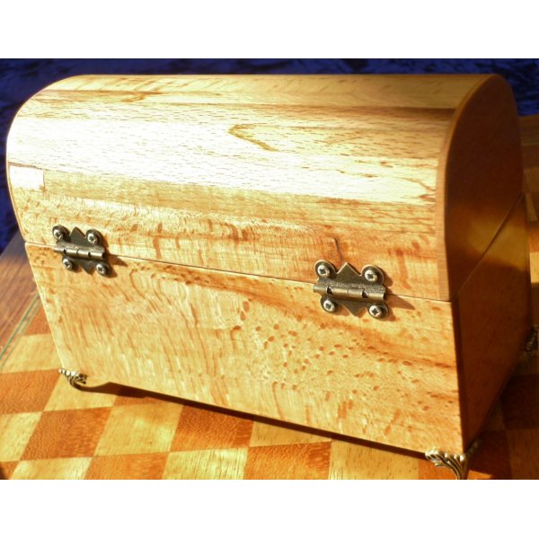 Zeer mooie gebogen beukenhouten kast Verouderd uiterlijk massief hout