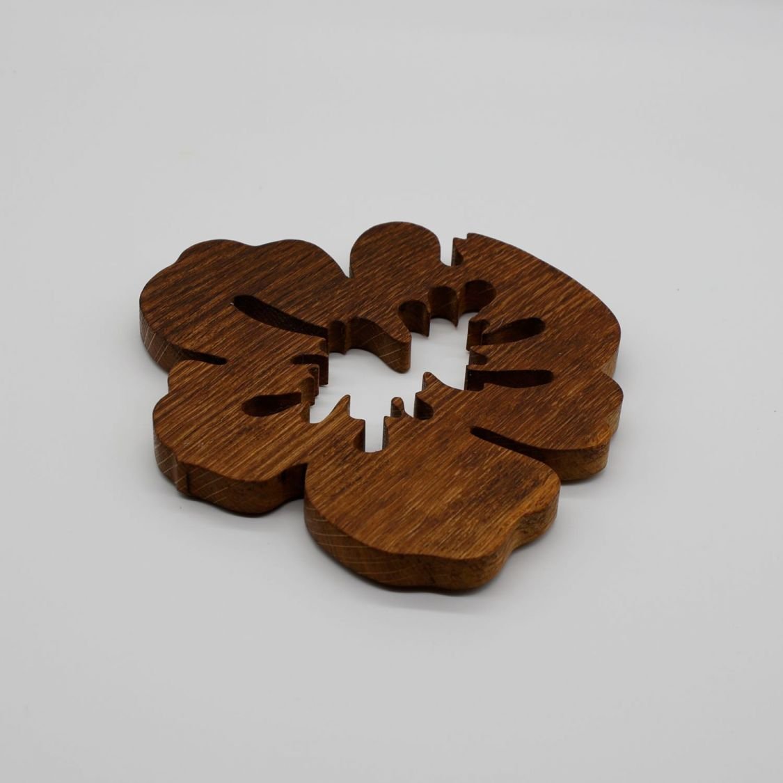 Fleur de pensée onderzetter in massief eikenhout 15 mm dik