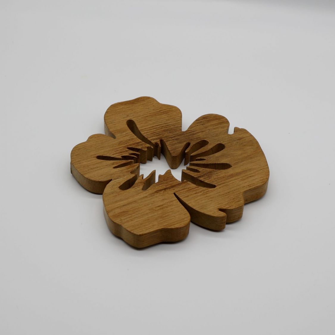 Fleur de pensée onderzetter in massief eikenhout 15 mm dik