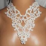 Set Ceremoniële halsketting met arabesk patroon en bloemen met Swarovski kristal