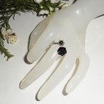 Originele 925 zilveren ring met zwarte roos en grijze hematiet ronde stenen 