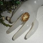 Bruine camee ring