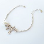 Gekweekte parel en geiko armband aan 925 zilveren ketting