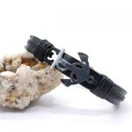 Stalen ankerarmband op zwart leer
