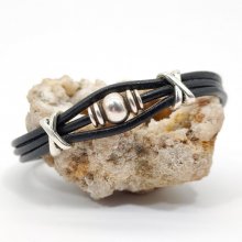 Herenarmband van leer met zilveren metalen kraal