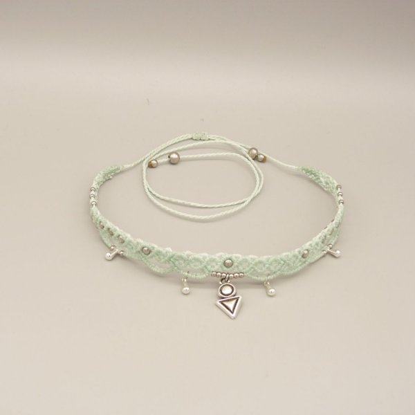 Water mintgroen micro macram&eacute; choker collier