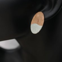 Grote ovale oorbellen in walnoothout en grijs metallic