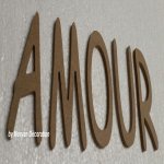 Decoratieve houten letter LOVE
