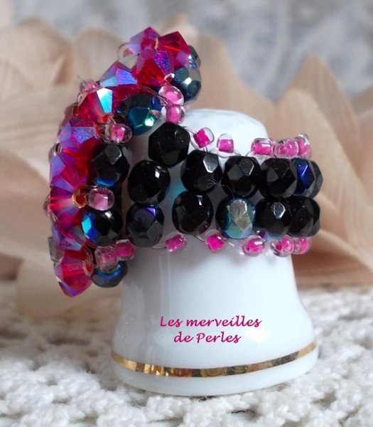 Désiré ring met Swarovski kristal facetten en spinners