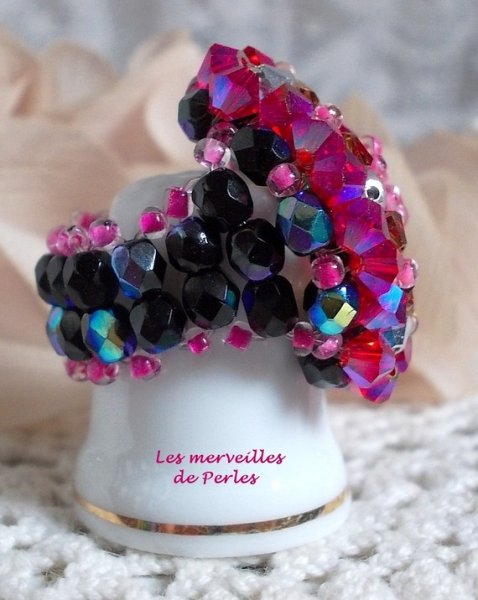 Désiré ring met Swarovski kristal facetten en spinners