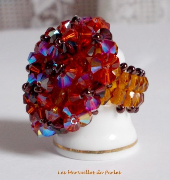 Topaas ring met Swarovski kristal facetten en spinners