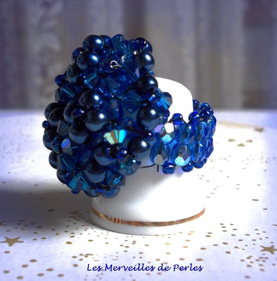 Night Blue Ring met Swarovski kristal facetten en spinners