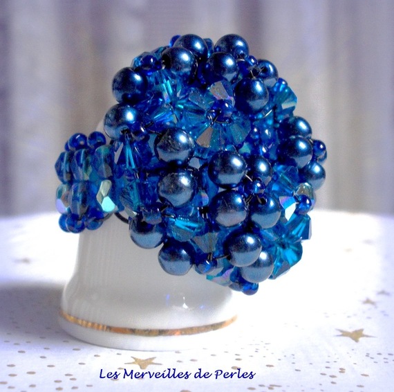 Night Blue Ring met Swarovski kristal facetten en spinners