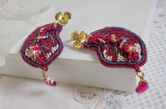 BO Enchantement d'Automne geborduurd met Swarovski-kristallen, parels en rocailles