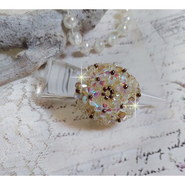 Aurora ring met facetten en draaiende toppen in Swarovski kristal