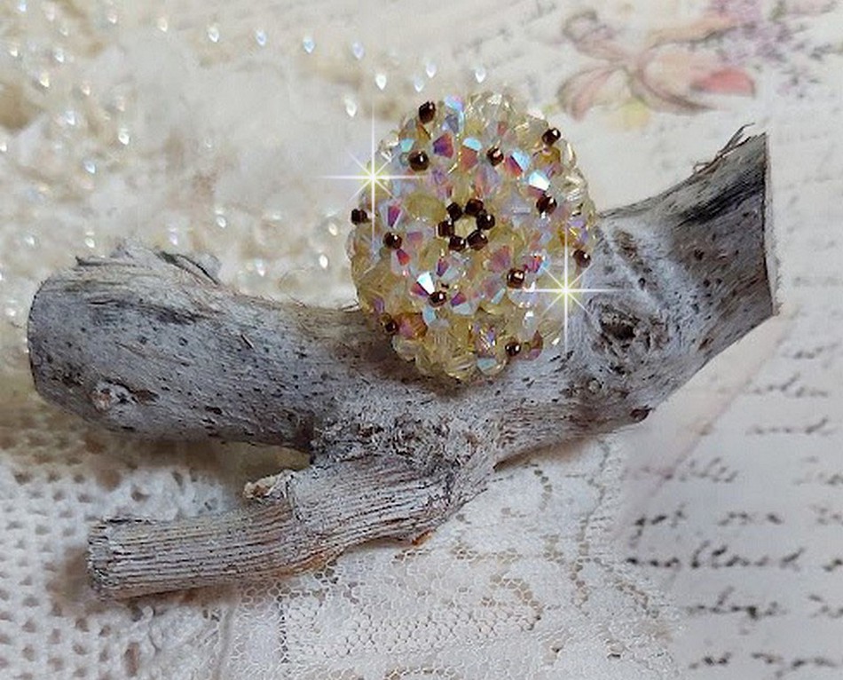 Aurora ring met facetten en draaiende toppen in Swarovski kristal