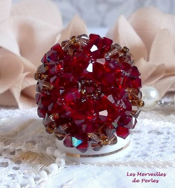Klaproos ring met Swarovski kristal facetten en spinners