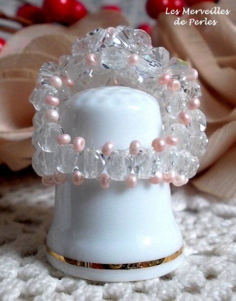 Eclat ring met facetten en draaiende toppen in Swarovski kristal