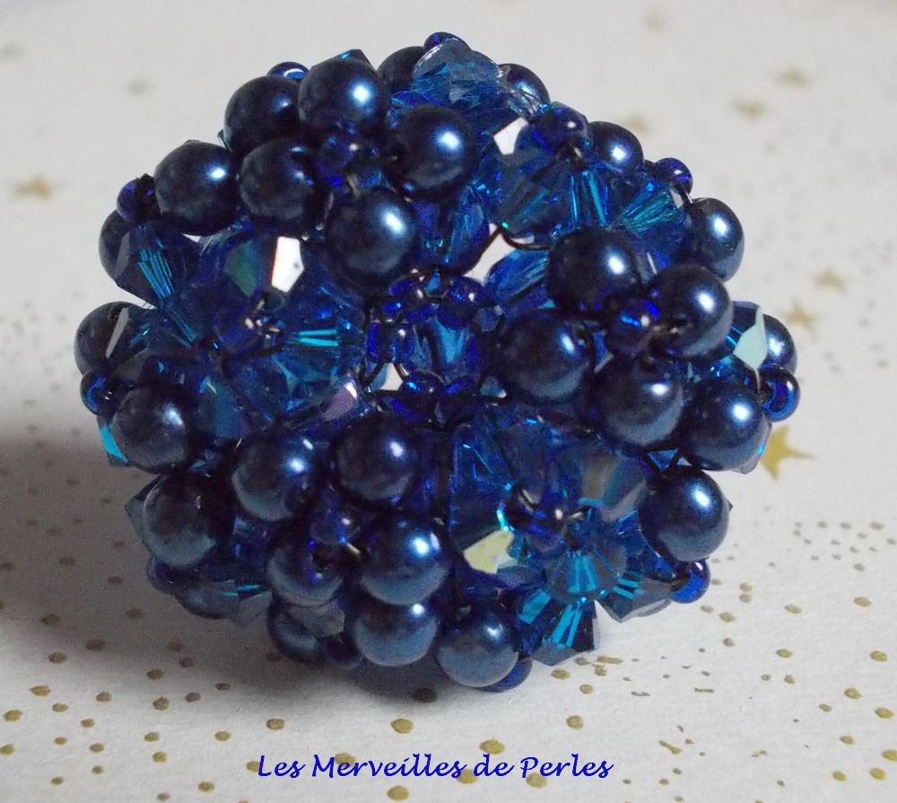 Night Blue Ring met Swarovski kristal facetten en spinners