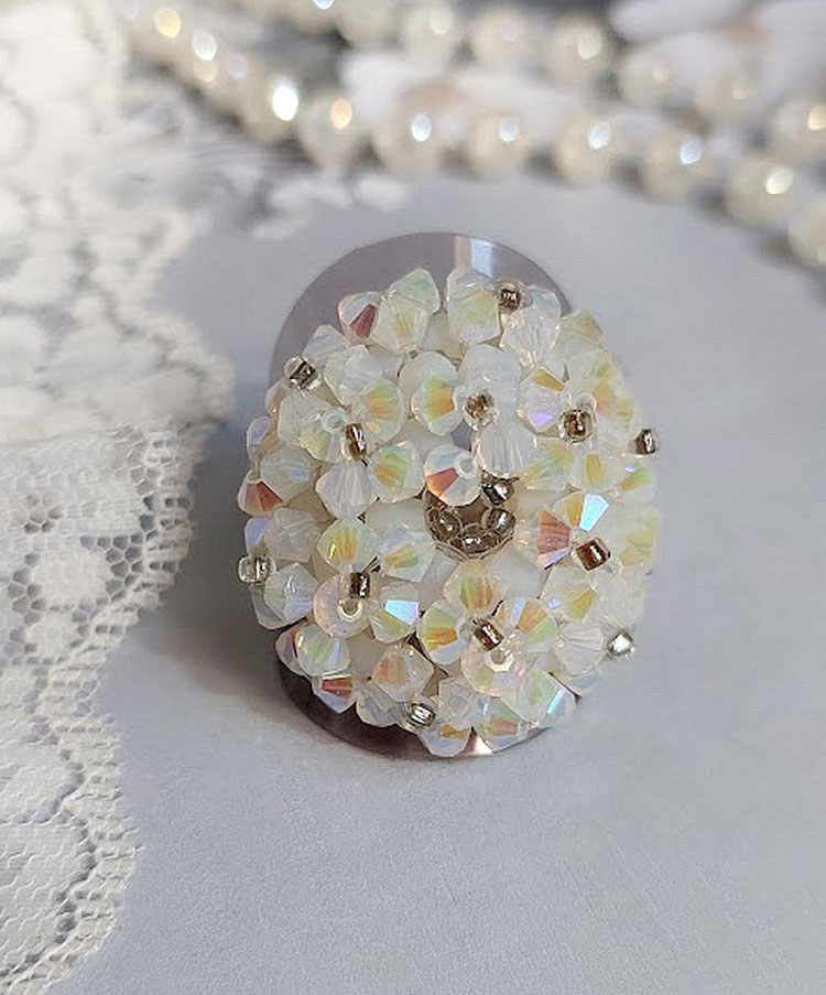 Kristallen ring met Swarovski kristalfacetten en spinners
