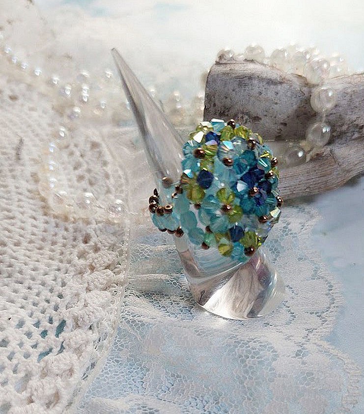 Hoop ring met Swarovski kristal facetten en spinners